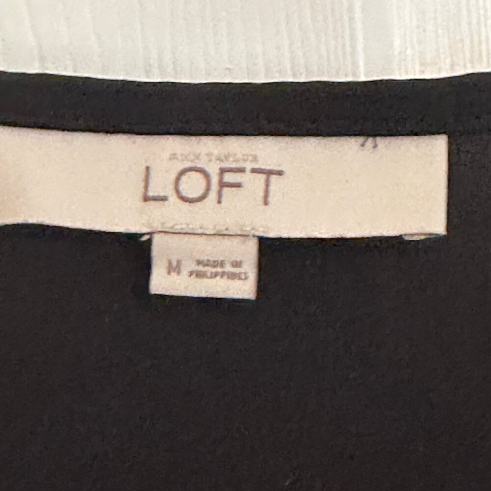 Ann Taylor Loft Women's Black Blouse Long Sleeve Size Medium 100% Polyester - Picture 3 of 10